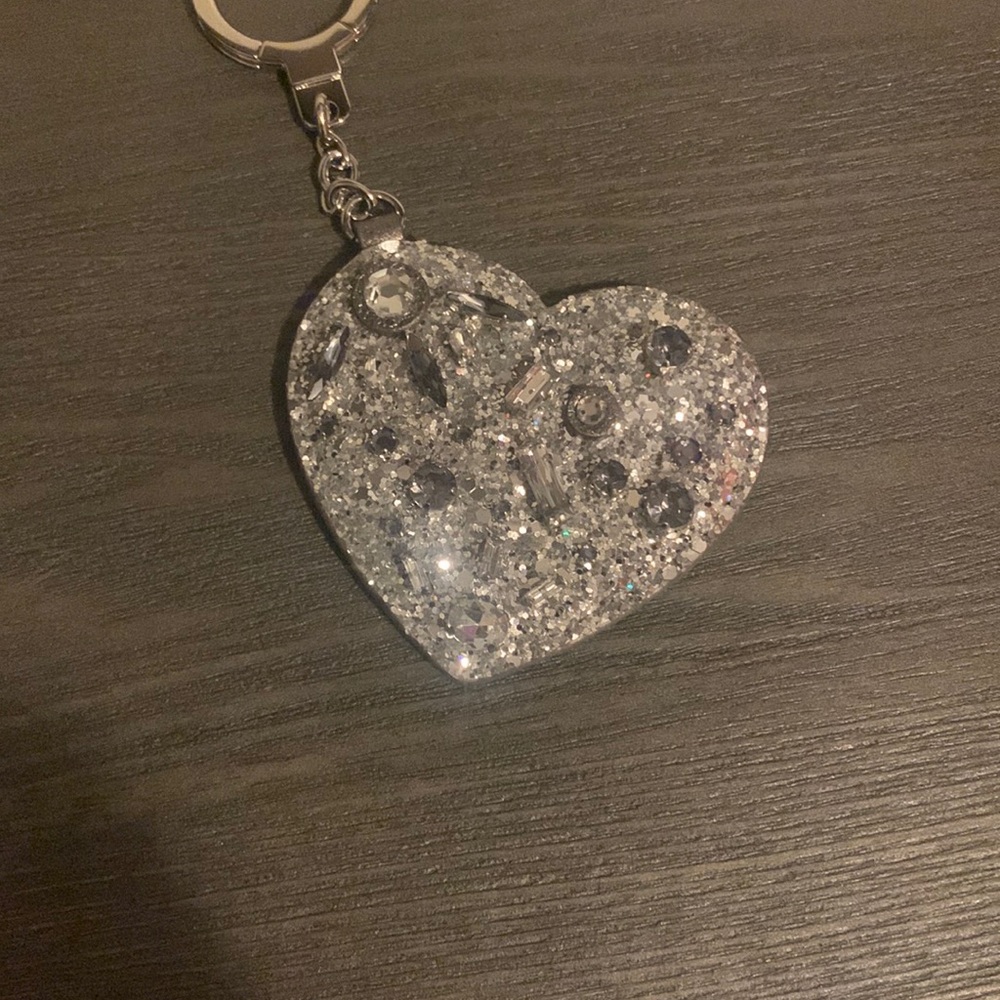 kate spade Silver Heart Key & Card Holder Keychain